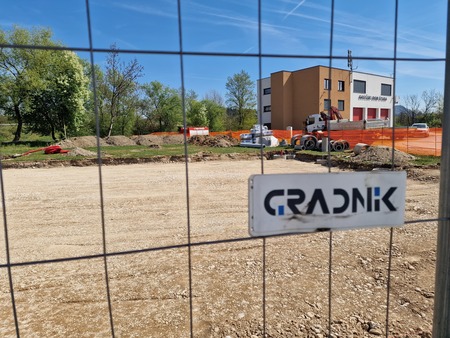 V Študi nastaja nova športna ploščad